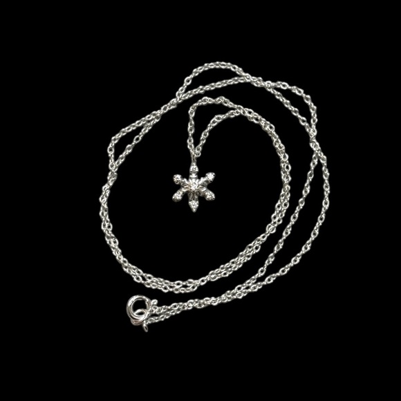 Stampd Jewelry - 925 Sterling Silver Snowflake Pendant Necklace